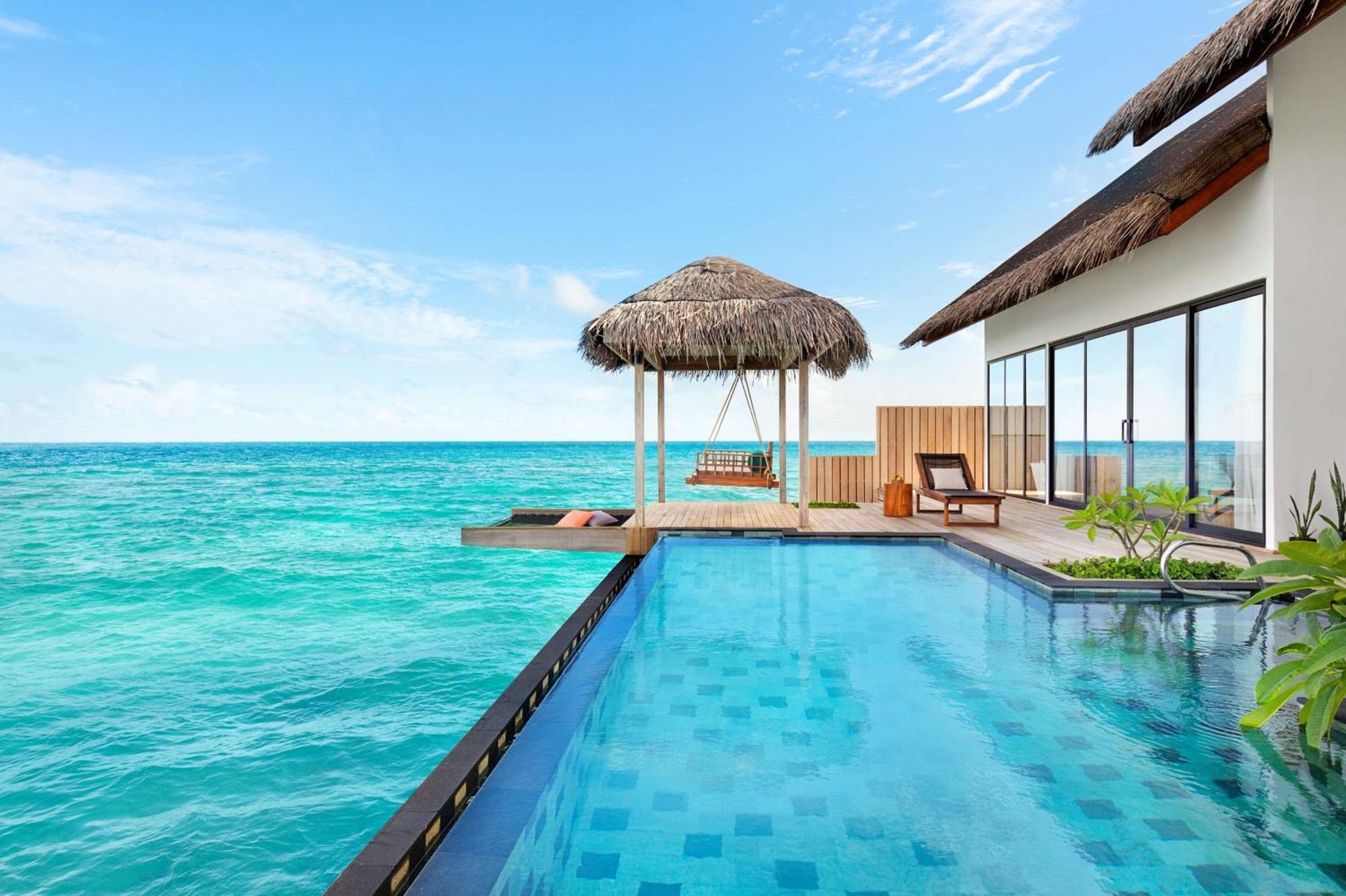 Villa con 2 Camere da Letto - Sull'Acqua con Piscina